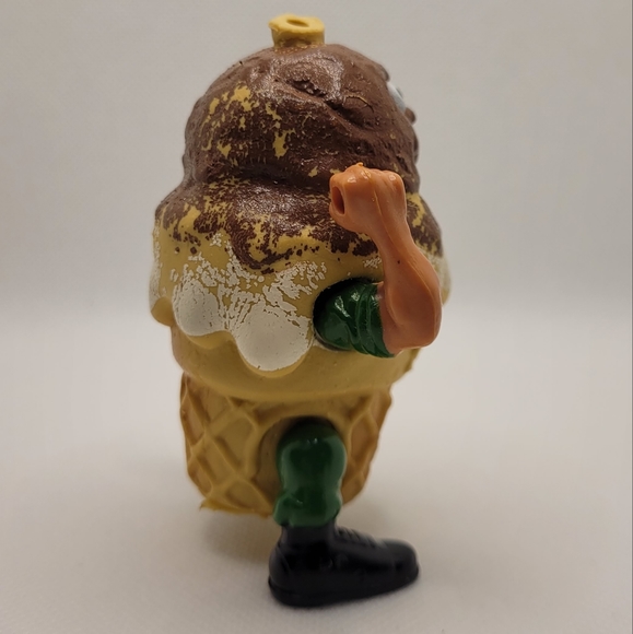 Mattel Food Fighters 1988 - Sergeant Scoop - Picture 3 of 9